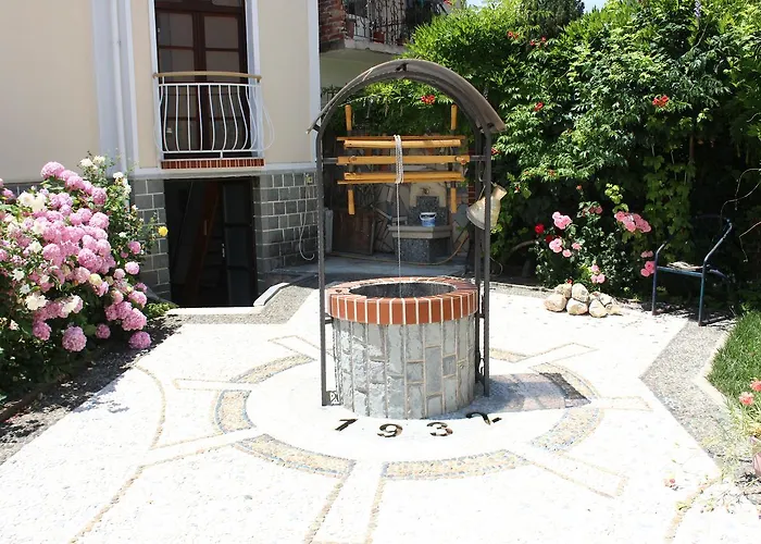 Topciu 3* Πόγραδετς